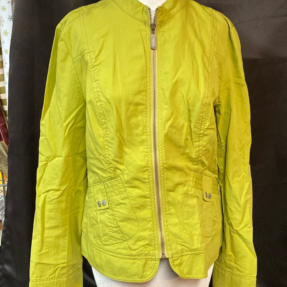 I. e. Lime green jacket with side pockets